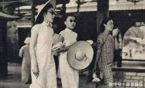 妻子刚去世,他写万字情书向另一女子表白:我已爱你20年,后如何