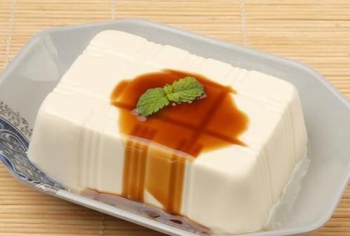 想吃豆腐不用买,1把黄豆自己在家做,不用卤水和石膏,干净卫生