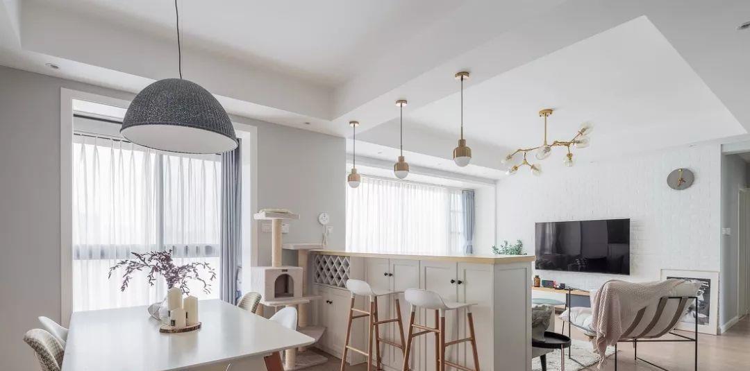 操作台|小户型这样装吧台，既是隔断又是餐桌，情调满分还不占空间！