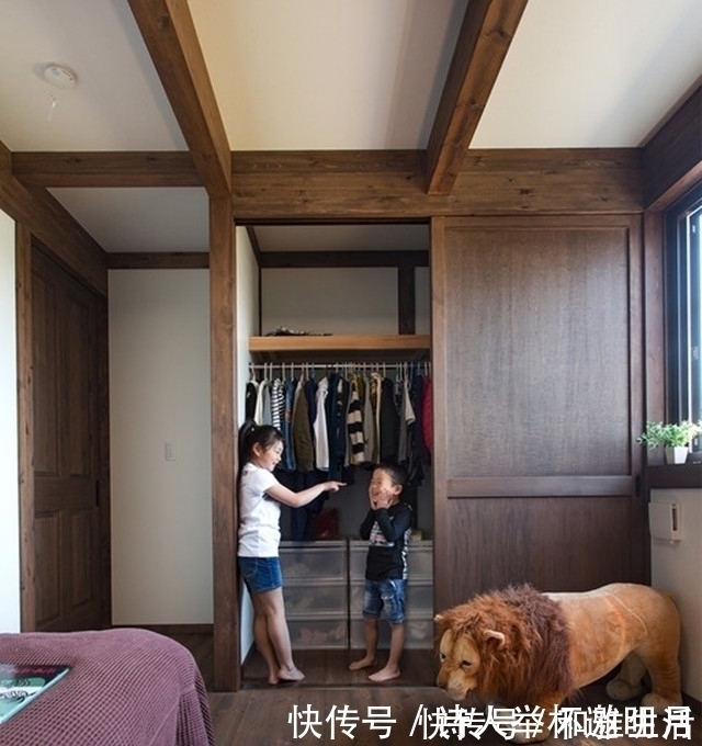 收纳|卧室不要再做衣柜，学习日本人做“壁橱”，收纳力强又好用