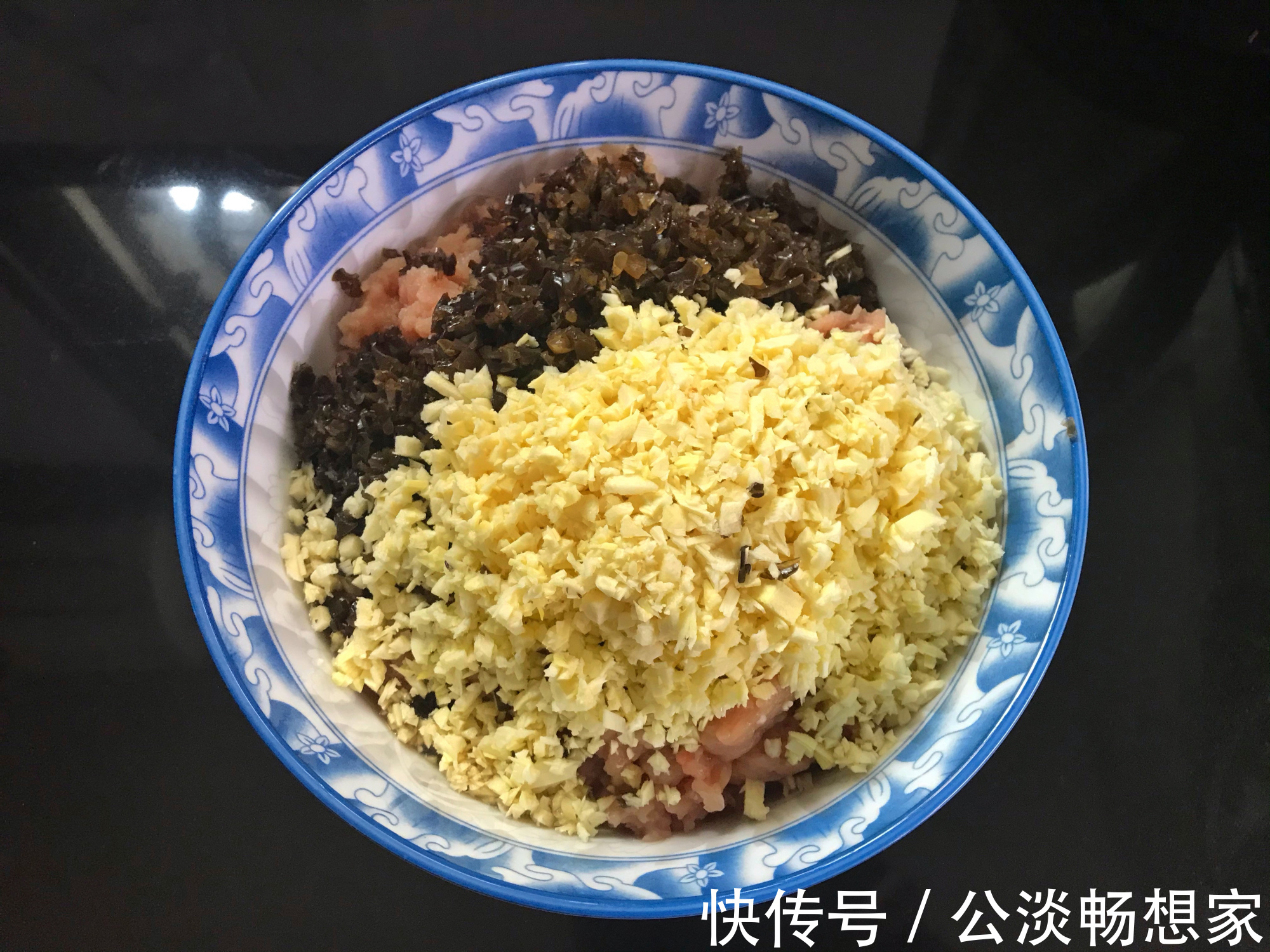 手艺|做蛋饺用鸡蛋还是用鸭蛋老爸不外传的手艺，蛋饺耐煮不破有窍门