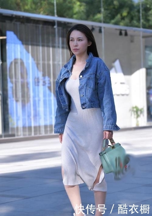  增加|街拍: 楚楚动人的裙子美女, 增加几分娇俏感!