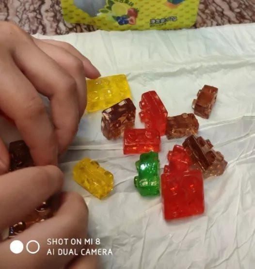 价格|公认“最坑”的3款糖果,口感极差价格却老高,星空棒棒糖上榜