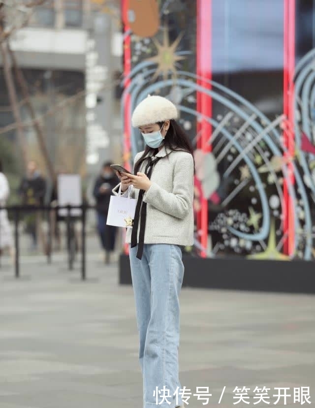 开春，短外套更洋气的打开方式：与这几款裤装搭配，真显高显瘦