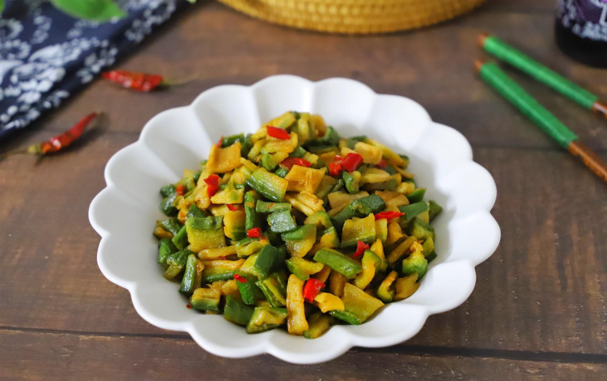 多加理会|夏天萝卜如此做，随手一炒就是下饭菜，清脆入味，比大鱼大肉开胃