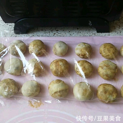 麻酱烧饼|鲜味无敌的家常版麻酱烧饼，大人小孩都爱吃