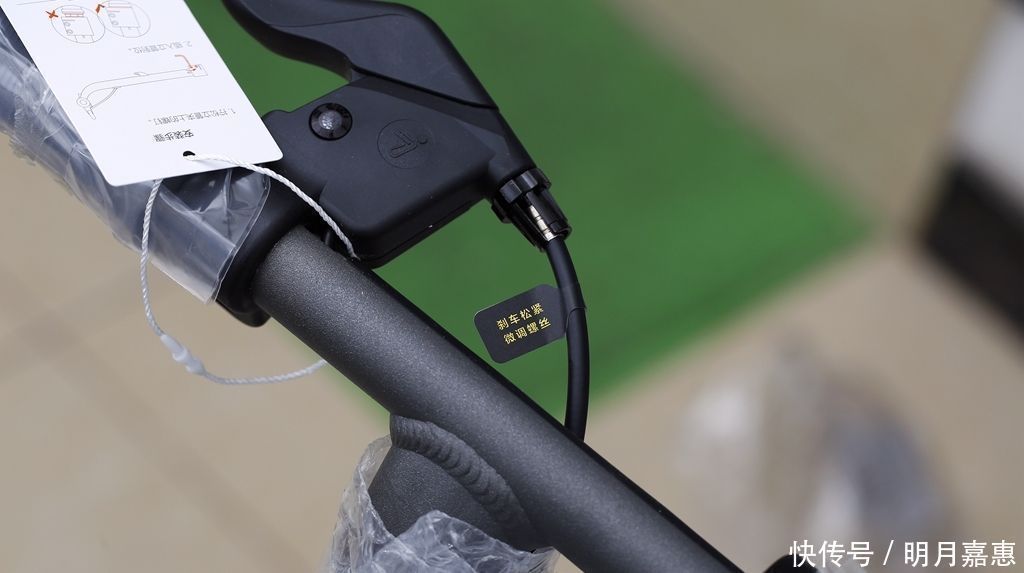 车把|女儿的暑假礼物，性能和安全都在线九号儿童电动滑板车E10体验