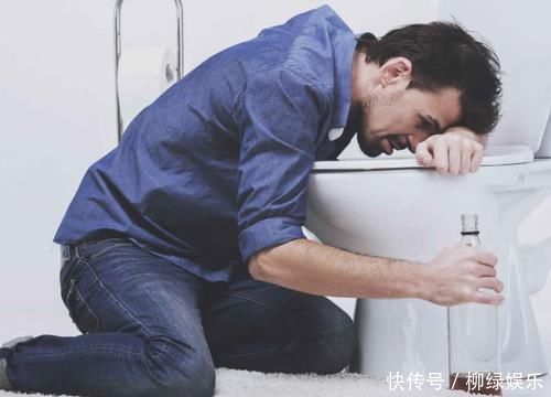 劝告：长期喝酒，若身体出现这4个信号，最好别再喝了