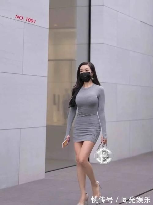 高跟鞋 贴身提臀的连衣裙,搭配风格时尚一些,提升气质