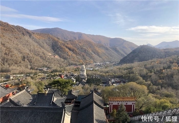 小旅|五台山很灵的寺庙，被称为许愿圣地，还有唯一的庙中戏台