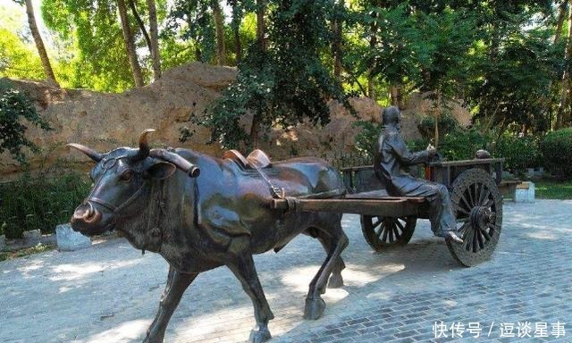 姓名|东汉名士,卖药30多年不还价,被女子说出姓名,逃进深山隐