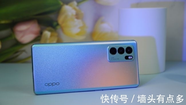 oppo|OPPO Reno7一鼓作气，125W快充+电影镜头，升级明显！