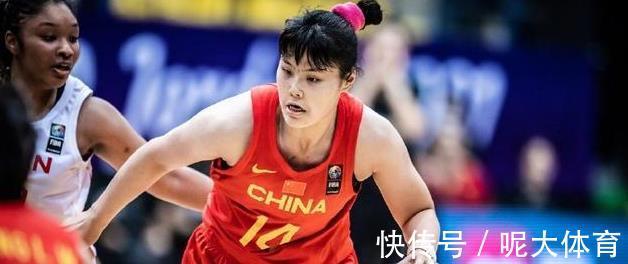 李月汝|54比36!李梦库里附体,命中5记三分球中国女篮碾压尼日利亚女篮