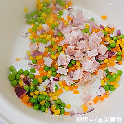 培根|老虎头蛋包饭这么做特别好吃，吃一周都不会腻