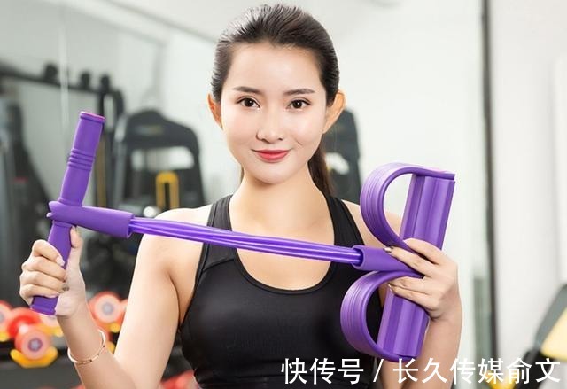 拉力绳|胖奶奶71岁开始健身，坚持3年减掉56斤：改变自己，无关年龄