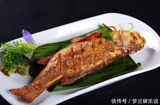 不对|不管煎什么鱼,直接下锅煎是不对的,多做一步,鱼不粘锅不破皮