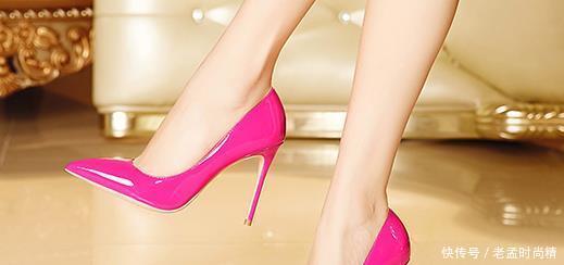  造型|细跟鞋造型精美高雅,衬得女性的双足更加柔美,令人难以忘怀
