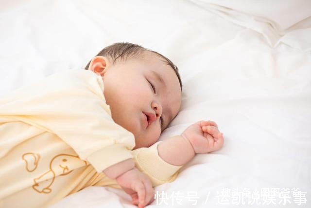 缺钙|宝宝如果“缺钙”，睡觉时会发出这几个信号，不在意会影响长高！