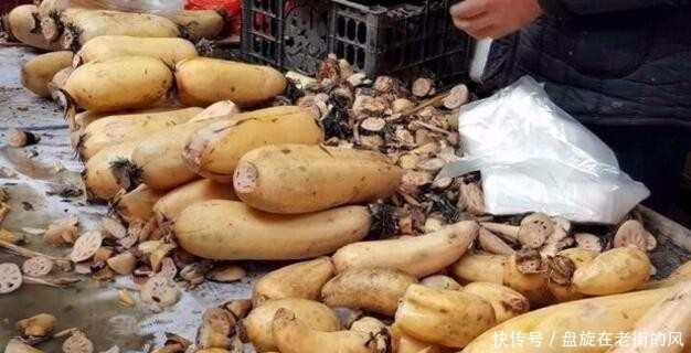 收集|老汉每天守在菜市场收集这种没人要的东西,竟能治好这个小毛病