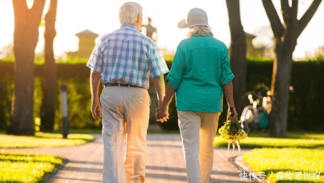 拉力器|睡觉的时候若出现4种现象,或许是体内血脂过高,需要注意了