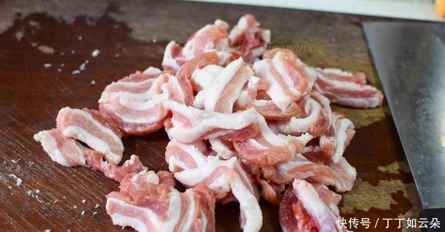 五花肉灵魂吃法,没有烤炉也可以在家吃烤肉,真是太香了