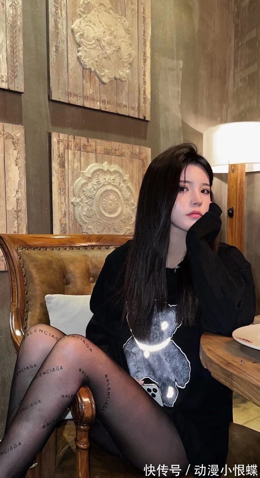 377——美女壁纸丨夏日炎炎,有你超甜