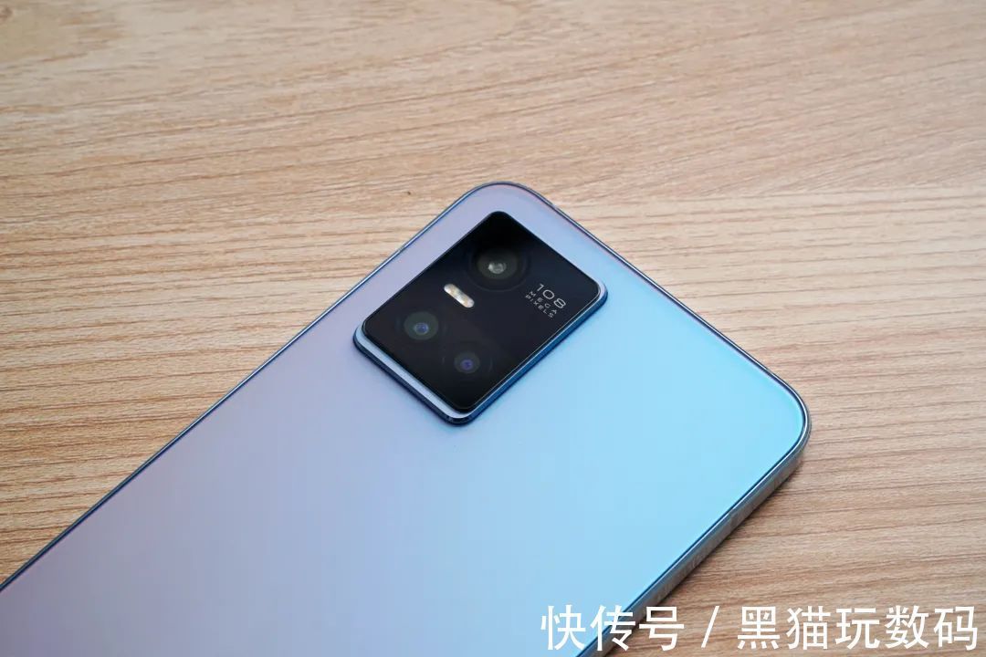 黑科技|变色比变脸还快!vivo S10 Pro黑科技?