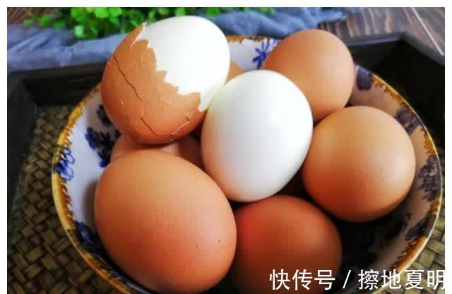 菠菜|米饭二次加热会“致癌”?医生提醒:这5种食物,最好别加热