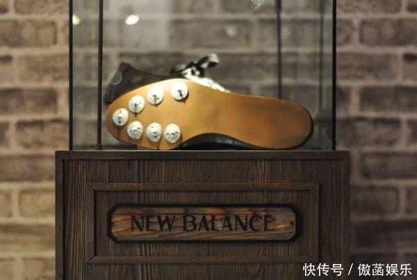 听说：价格昂贵的鞋子会让你跑得更快