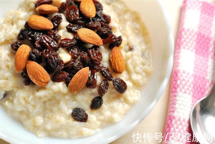 氟卡尼|75岁女性喝枸杞茶中毒！枸杞子是干吃好，还是泡水、熬汤更好？