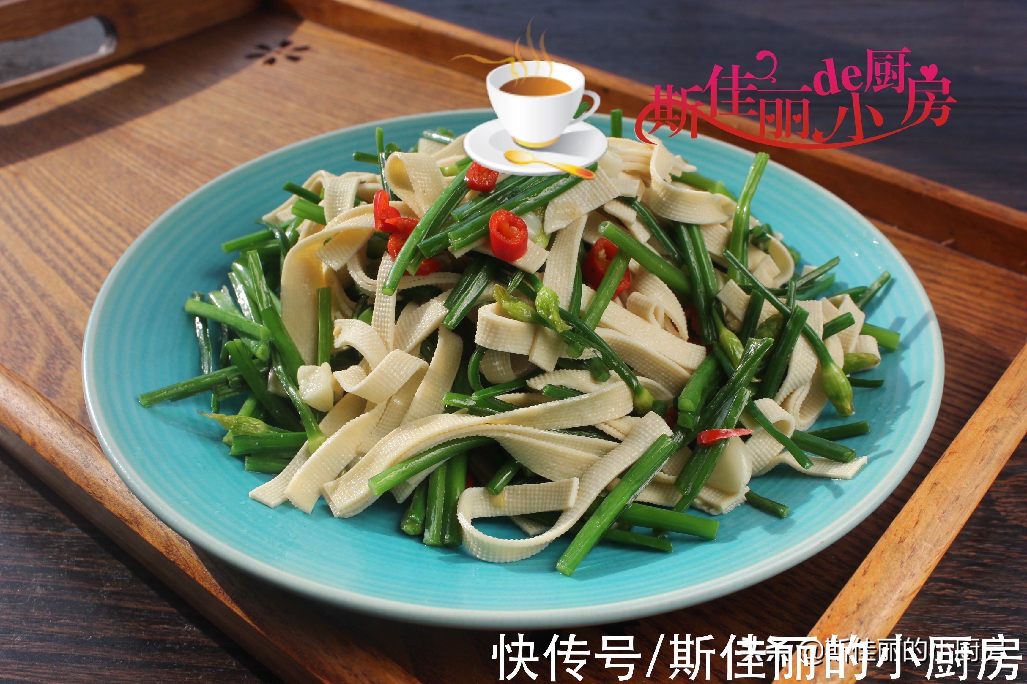 晒晒南方夫妻俩的午餐，2菜1汤不足25元，好吃又实惠，从不点外卖