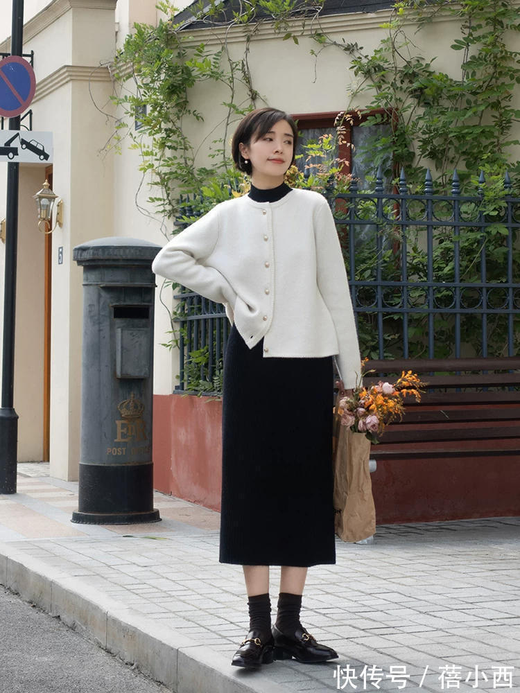 乐福鞋 有品位的女人衣橱里必备“乐福鞋”,这样穿轻松搭遍毛衣、半身裙