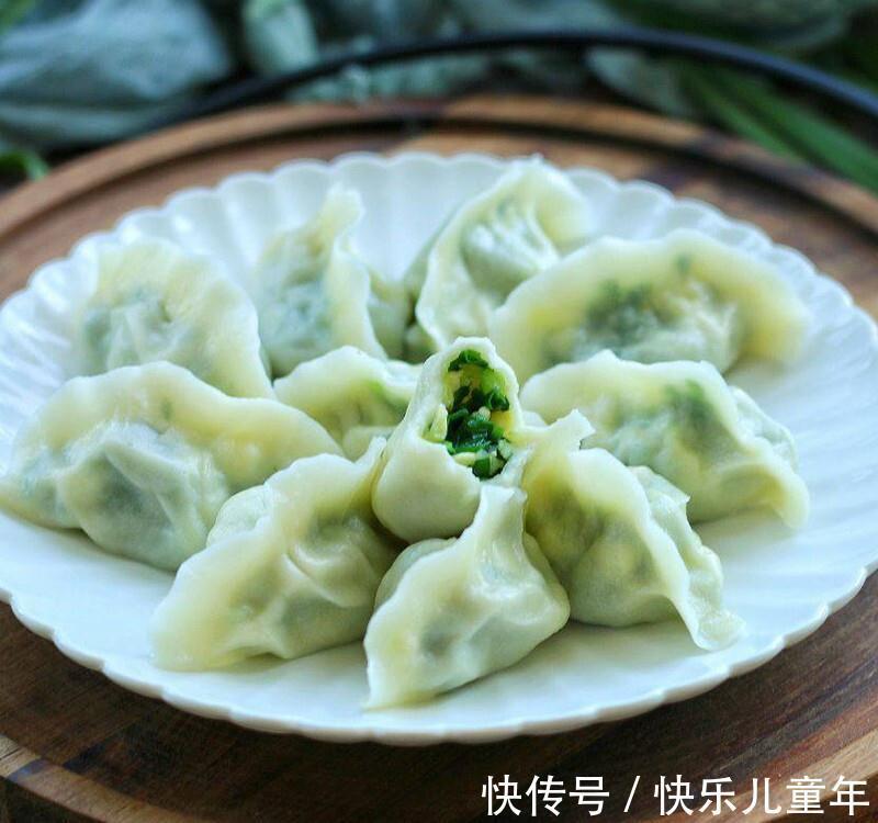 栽种|5步教你盆栽韭菜,根根粗壮“像小葱”,过年割了,包饺子