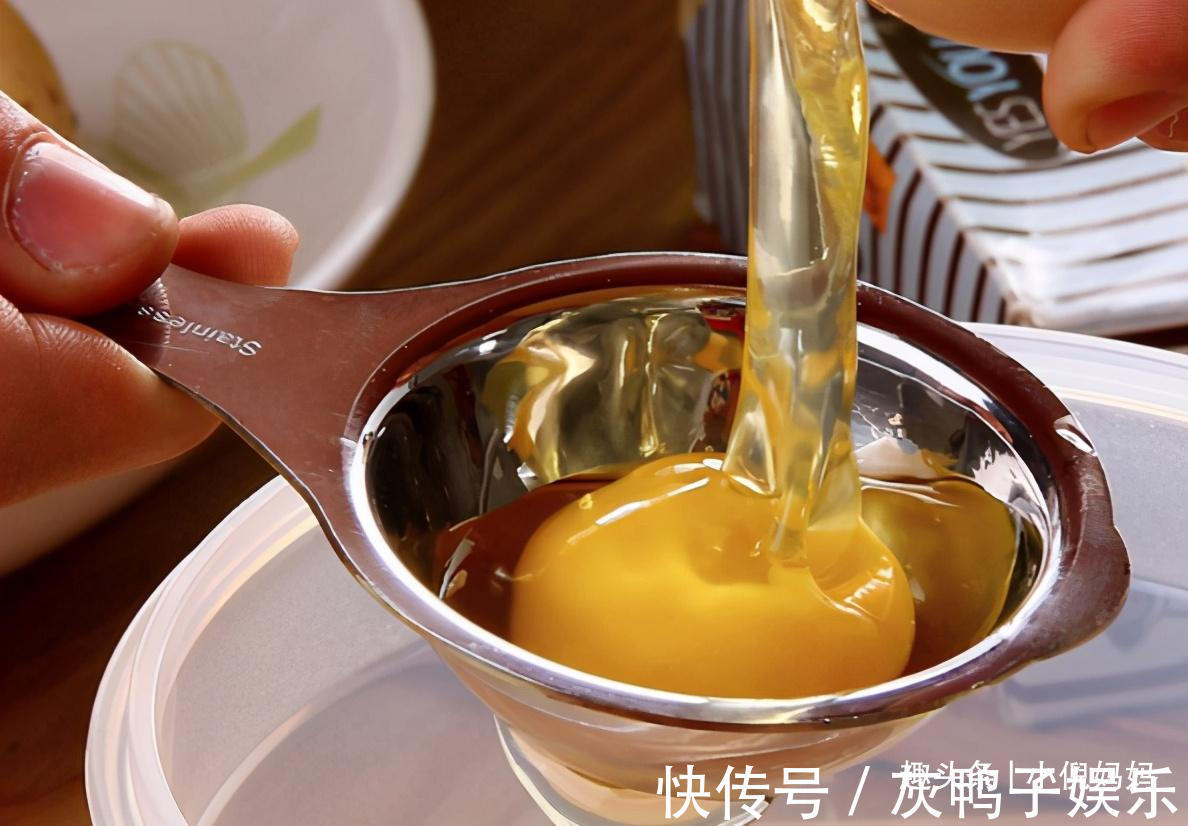 小雨|儿科医生建议最好别给宝宝吃鸡蛋羹,还在喂的家长,需要注意