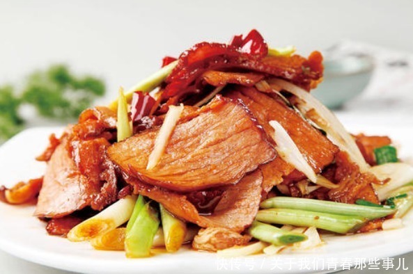 鲜香|炒腊肉，切了直接炒是错的，多做关键2步，腊肉软嫩鲜香，不油腻