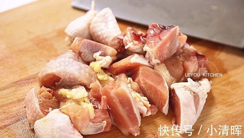 木耳|鸡肉和它们一起蒸，又鲜又嫩，不用闻油烟，简单好做，很适合夏天