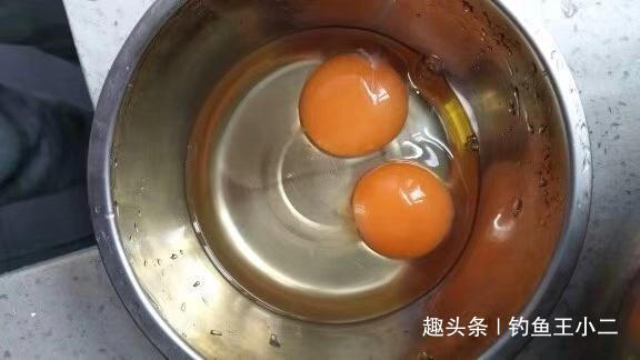 冬钓开饵别用水,家中就有的2种开饵好材料