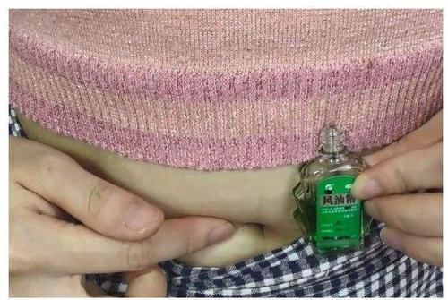 睡眠质量|无论男女,睡前把风油精滴在肚脐上,第二天醒来会有这些变化!