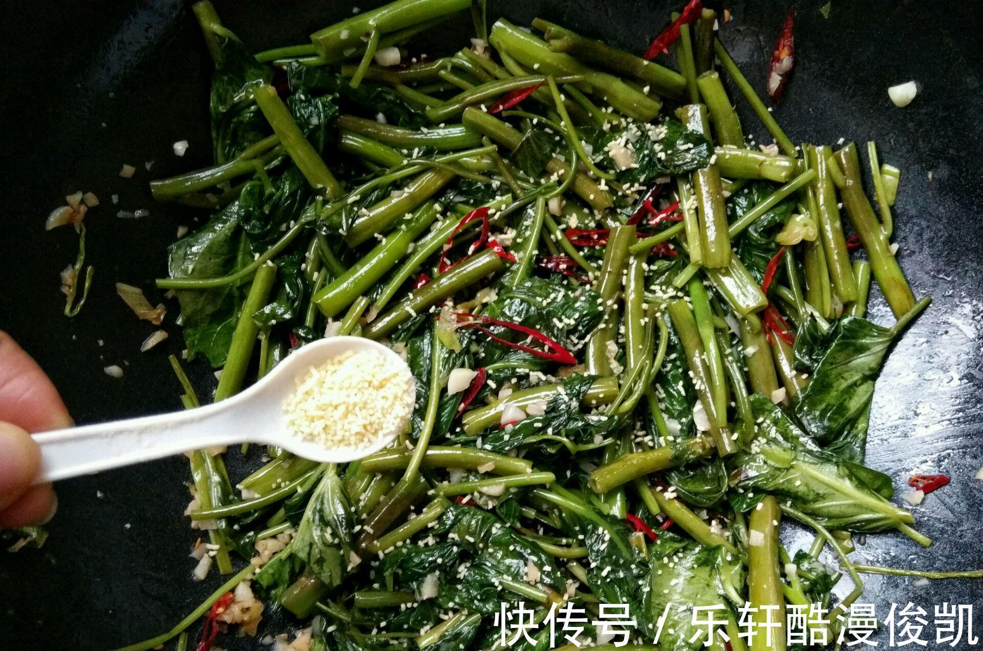 碱性食物|白露过后，遇见这菜别手软，再不吃就没有了，下饭解馋，比肉都香