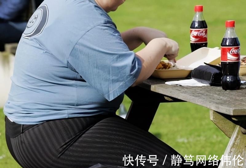 椭圆形|为什么美国的女厕所,马桶前会有一个缺口?
