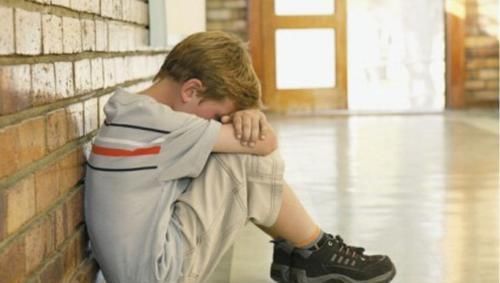 谁说男孩就得挫折教育了？再这样“口无遮拦”，会毁了他