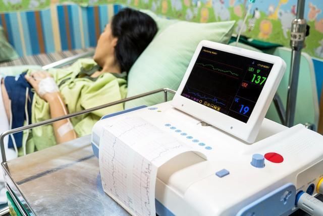 宫缩|孕妈在孕28周后产检时,别忘了问这三个问题,能避免以后分娩遭罪