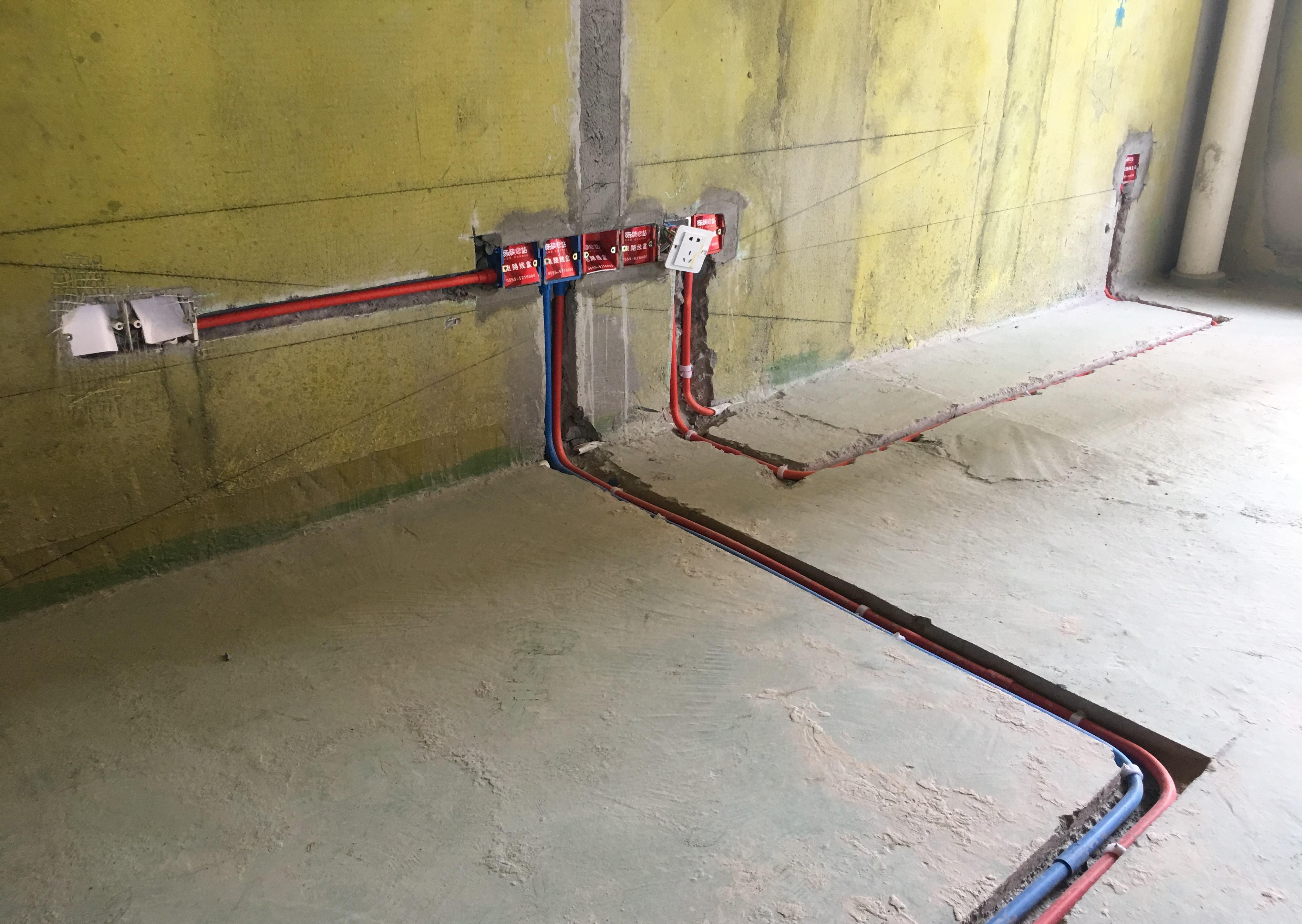 插座|新房使用三年后的总结：要是装修时在这些地方装了插座就好了