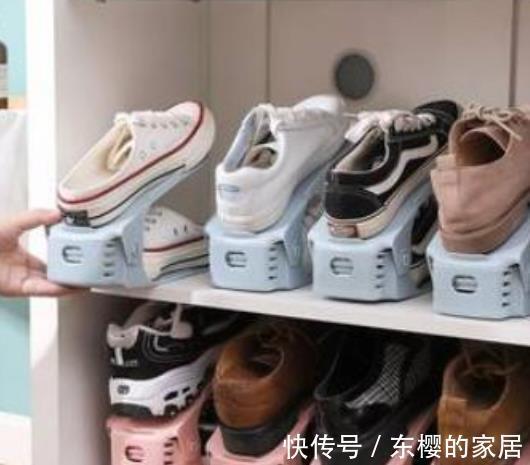 鞋托|参观邻居家，一进玄关就被迷住，地上没有一双鞋，回家我也照着装