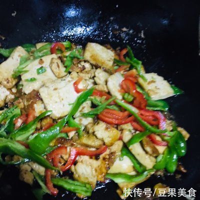 老豆腐|#不容错过的鲜美滋味#香煎豆腐