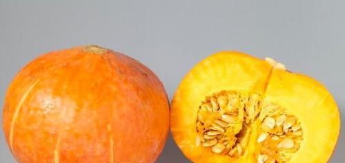 ?南瓜和此物配著吃，氣色不會差，皺紋沒了，大肚子也不見了！