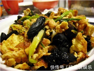 终极|木耳终极吃法,每次上桌就秒光,比肉还抢手,两天不吃就馋慌了!