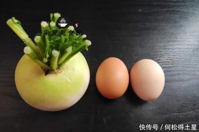 天冷要常吃此菜,加2个鸡蛋,做成早餐饼,增进食欲,助消化