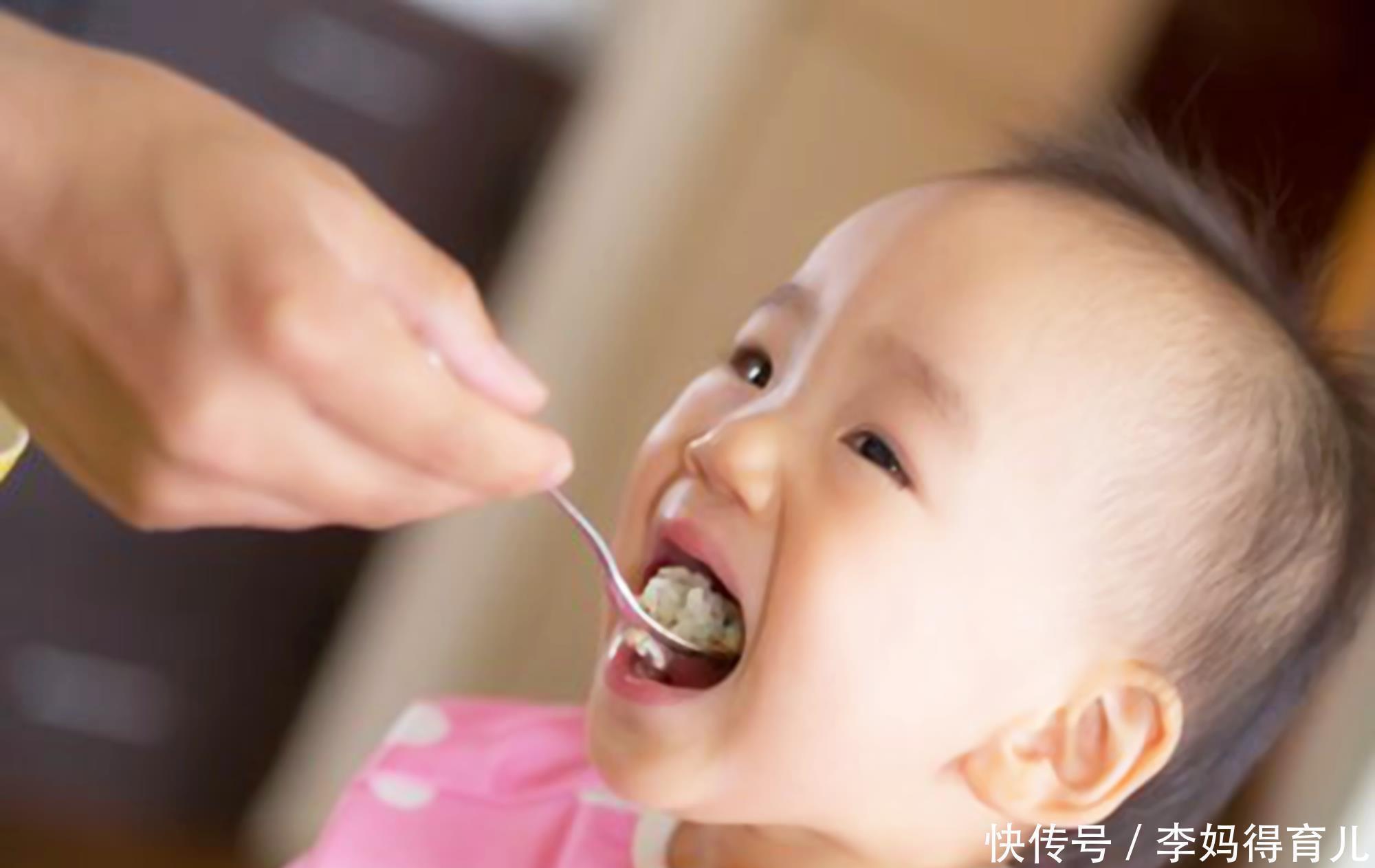 妈妈|7岁孩子仍求妈妈喂奶,断奶之路道阻且长,养儿不易“戒”奶更难