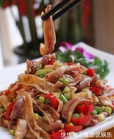 饭菜如此吃才爽，简单说就是好吃，当之无愧的下饭菜！